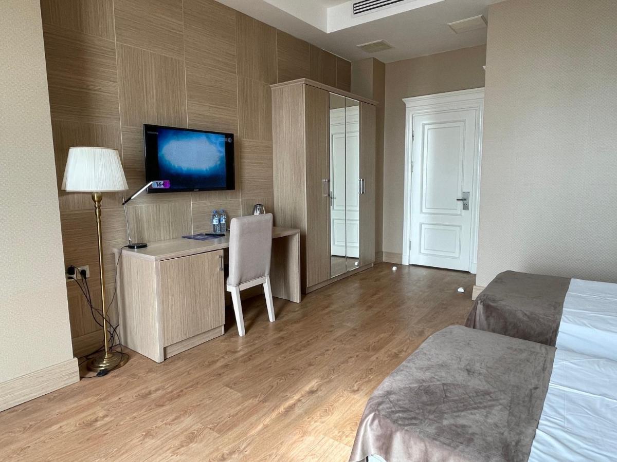 Nobel Hotel Baku Bagian luar foto