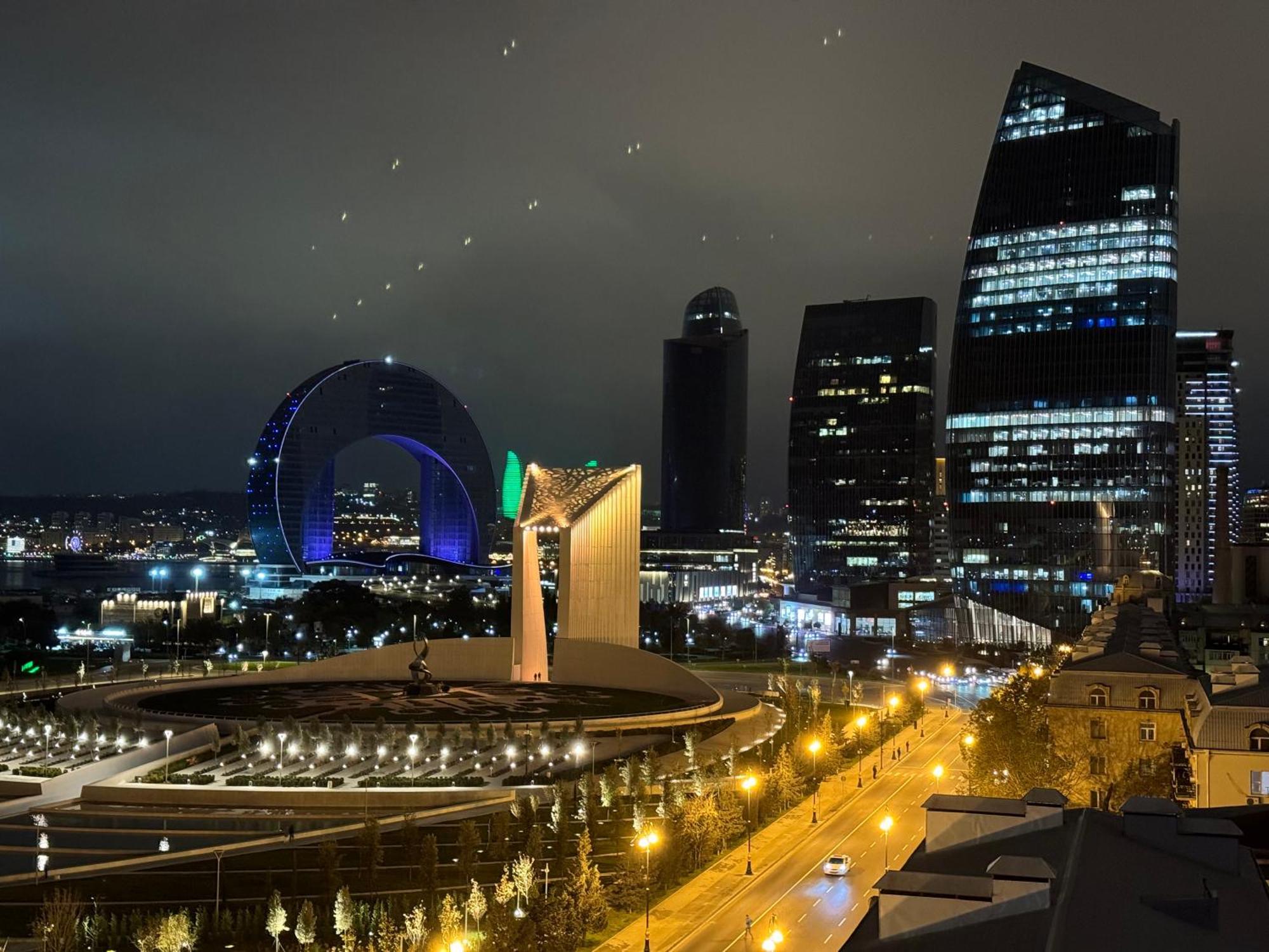 Nobel Hotel Baku Bagian luar foto