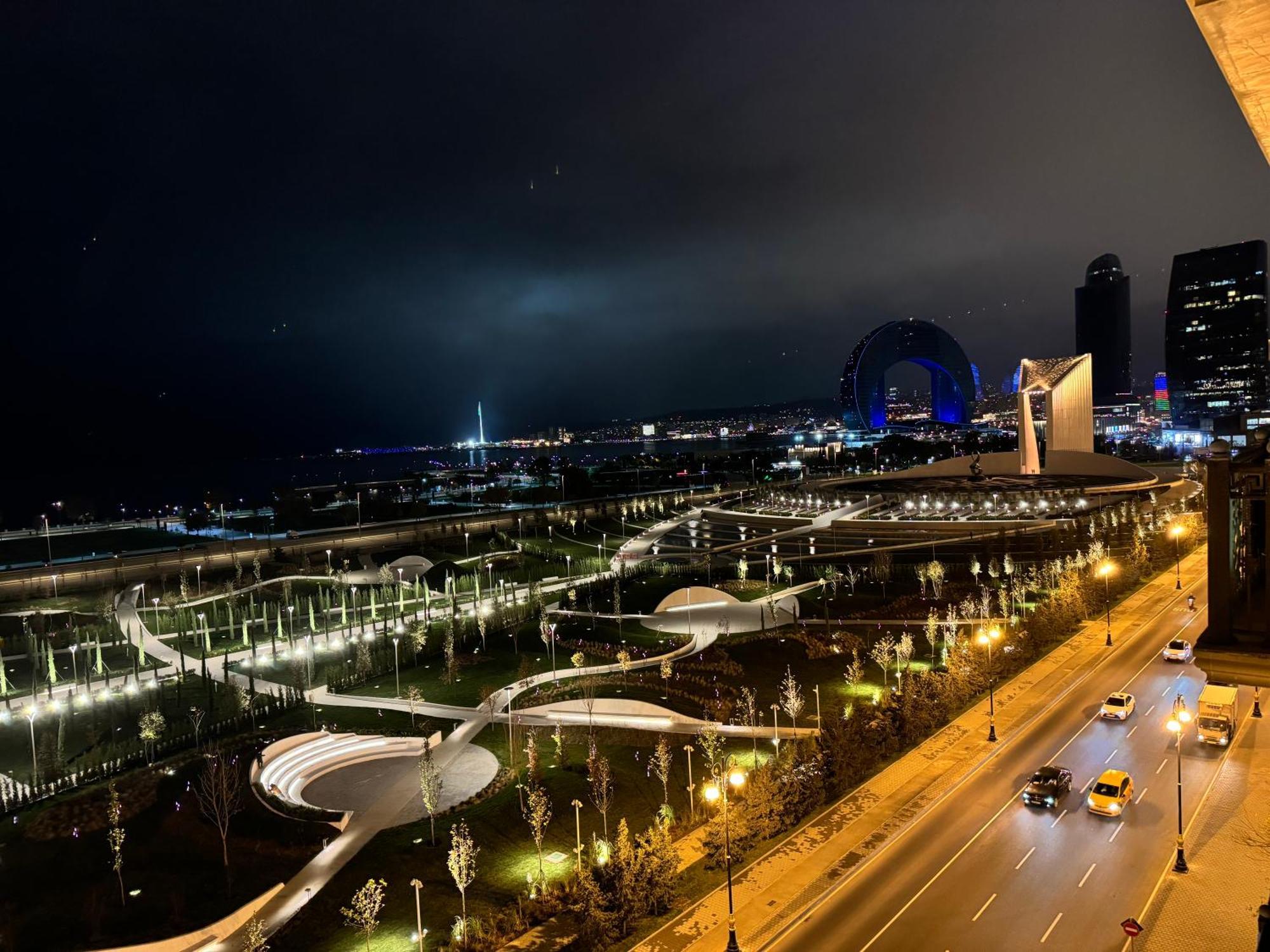 Nobel Hotel Baku Bagian luar foto